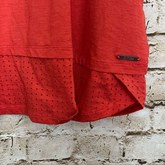 Nanette Lepore Play Sz M Activewear Top Mesh Hem - Picture 3 of 5